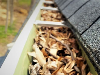 Grandview Window & Gutter Cleaning provides residential and commercial gutter cleaning services.